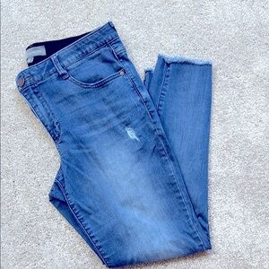 Blue Distressed Jeans